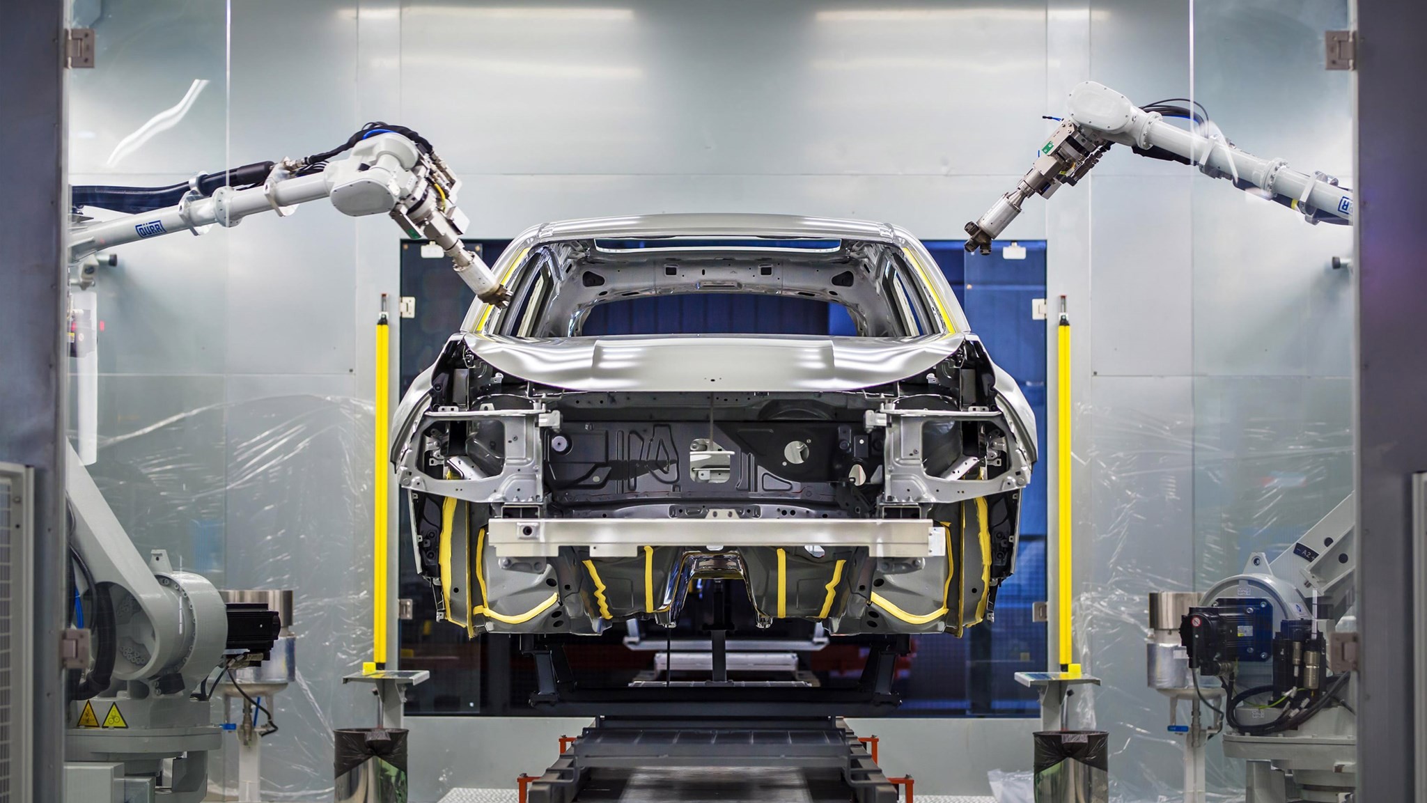 Carros elétricos chineses terão imposto de importação quadruplicado nos EUA