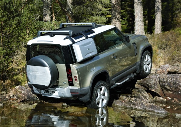 Land Rover Defender elétrico será lançado em 2025 com 480 km de autonomia