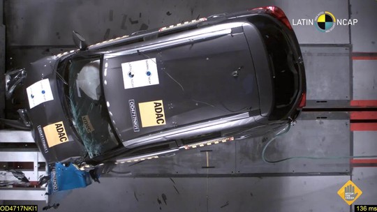 Nissan Kicks leva 4 estrelas em teste de colisão do Latin NCap