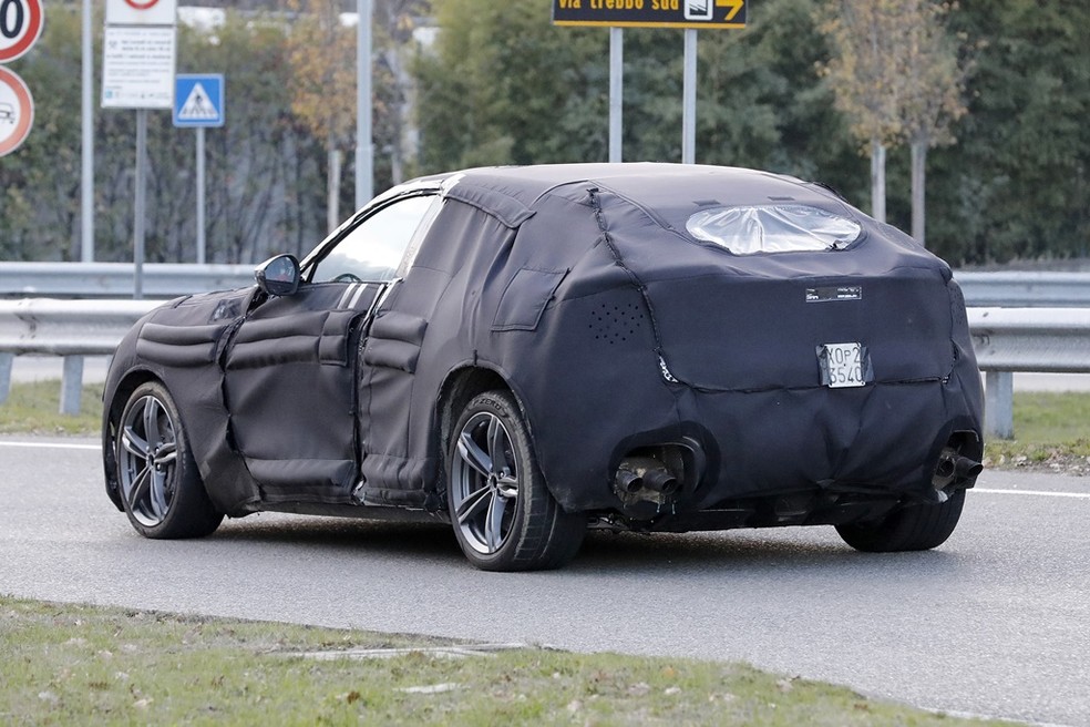 Modelo fotografado ainda tem muita camuflagem, então não é possível ver detalhes do design — Foto: Automedia