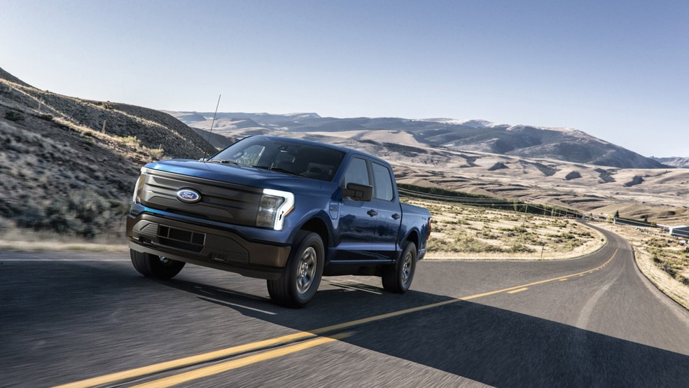 Ford F-150 Lightning Pro parte de R$ 210 mil e pode chegar a R$ 260 mil. — Foto: Divulgação