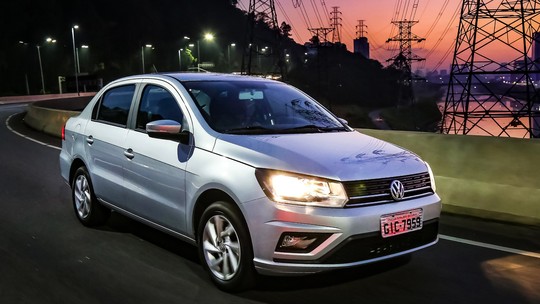 Volkswagen Voyage 2021: ainda vale a pena comprar ou levo um Chevrolet Onix Plus para casa?