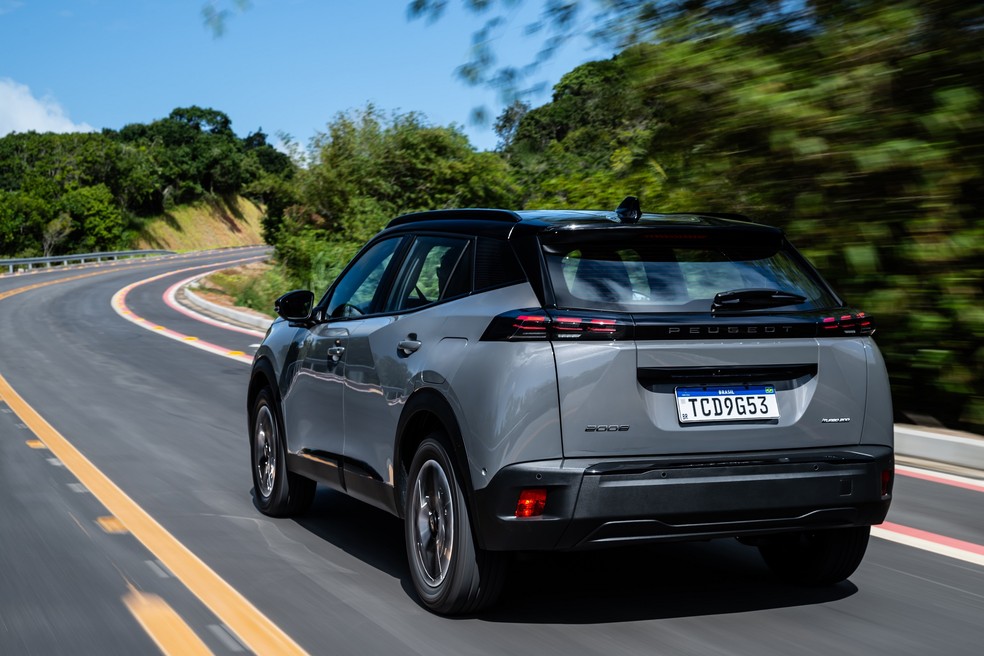 Conheça o pacote de equipamentos do Peugeot 2008 — Foto: Divulgação