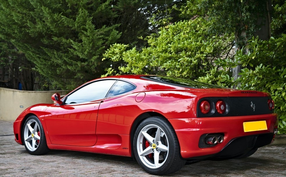 Ferrari 360 Modena que pertencia a Eric Clapton tem rodas originais — Foto: Divulgação