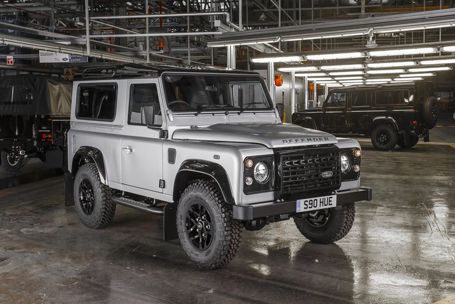 Land Rover Defender 2.000.000