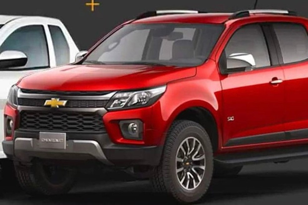 Reestilização leve se resume a novos para-choque e grade do radiador (Foto: Divulgação) — Foto: Auto Esporte