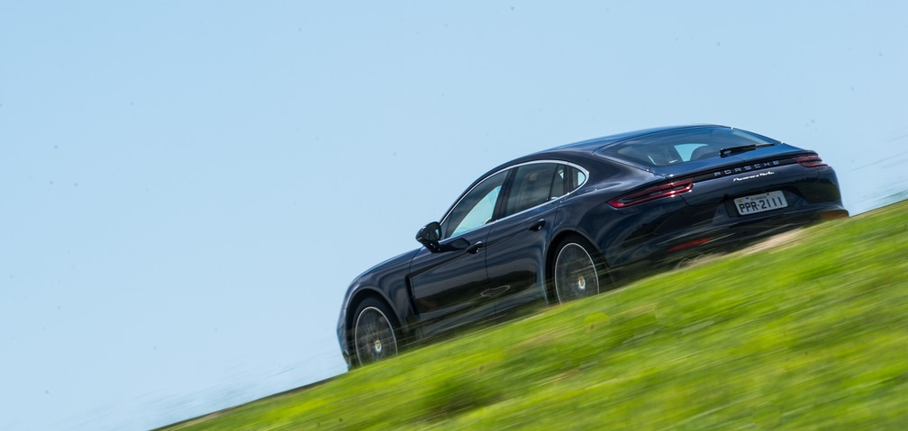 Porsche Panamera — Foto: Divulgação/Porsche