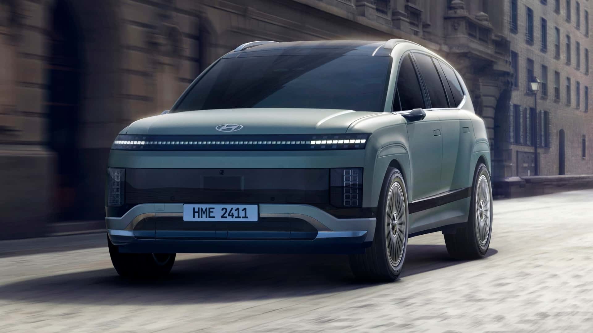 Hyundai Ioniq 9 é novo SUV elétrico de 7 lugares com porta-malas gigante