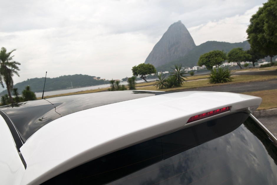 Aerofólio com brakeligh é item de série na edição Rio 2016
