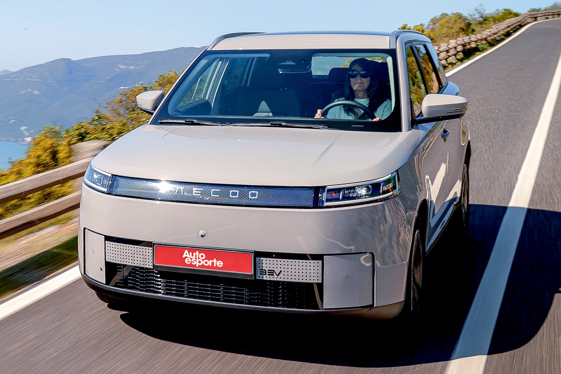 Teste: Jaecoo 5 EV tem cara de Ranger Rover e promete 400 km de autonomia