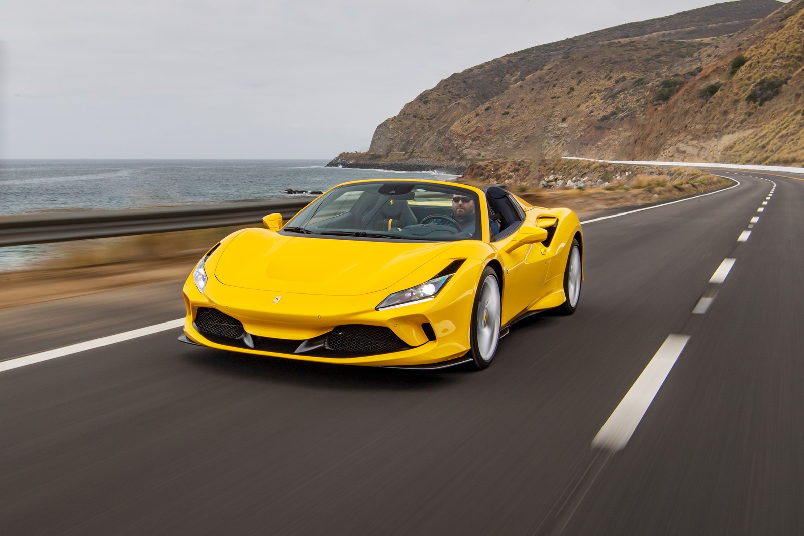 Ferrari F8 Spider dianteira — Foto: Divulgação