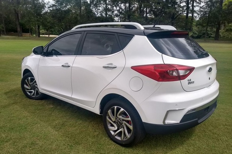 JAC T40 ganha câmbio CVT (Foto: Vagner Aquino) — Foto: Auto Esporte