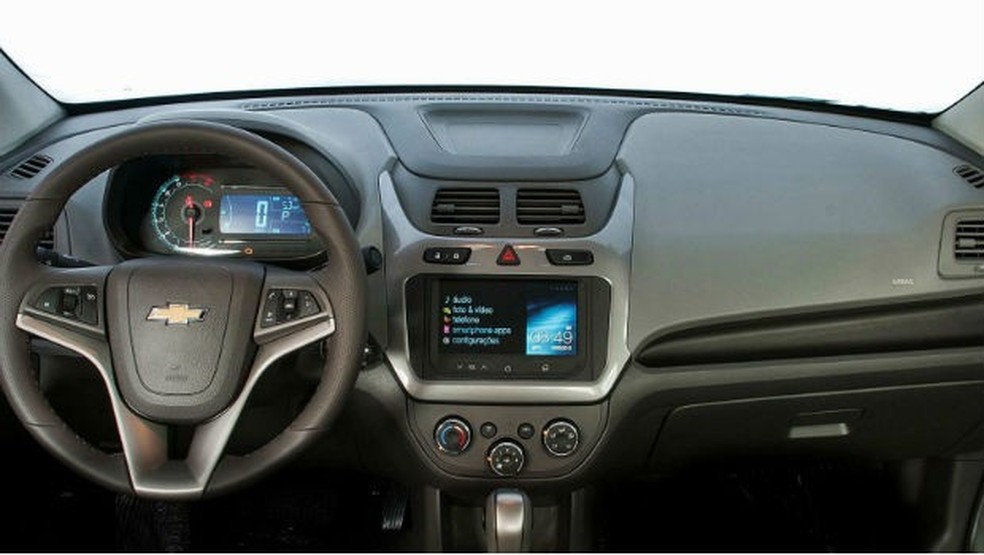 Chevrolet Cobalt 2015 (Foto: Divulgação) — Foto: Auto Esporte