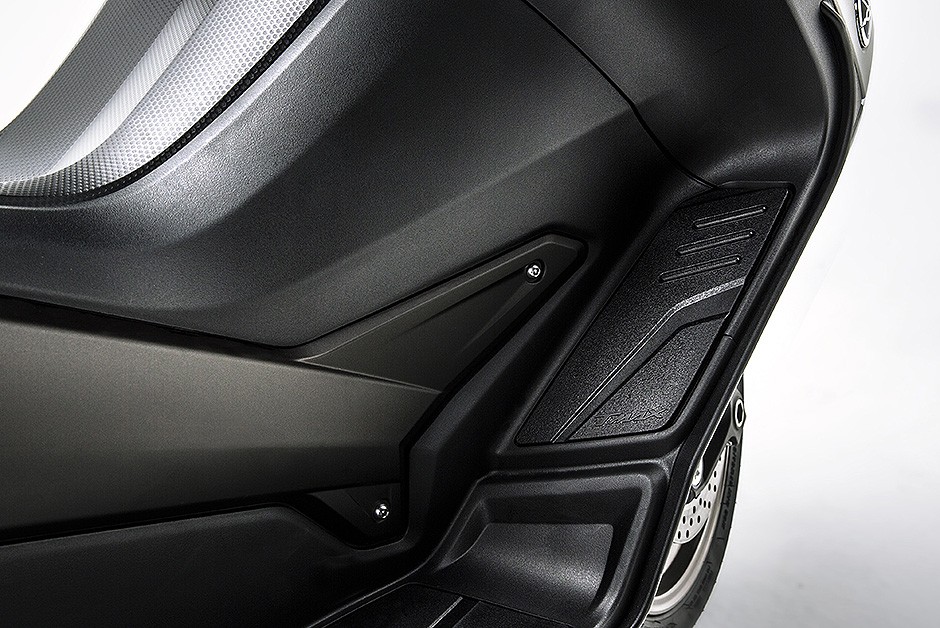 Yamaha T-Max 2016