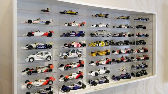 Conheça a história de uma das maiores coleções temáticas de miniaturas de F1 do Brasil