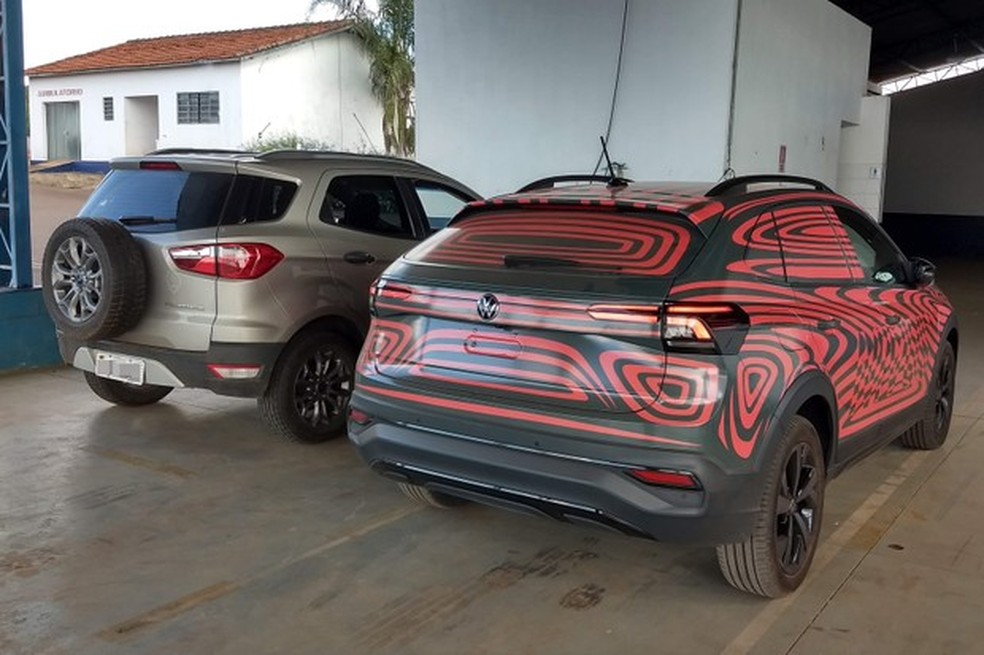 Se desconsiderar o estepe, o Nivus é até mais comprido que o Eco (Foto: Rodrigo Ribeiro) — Foto: Auto Esporte