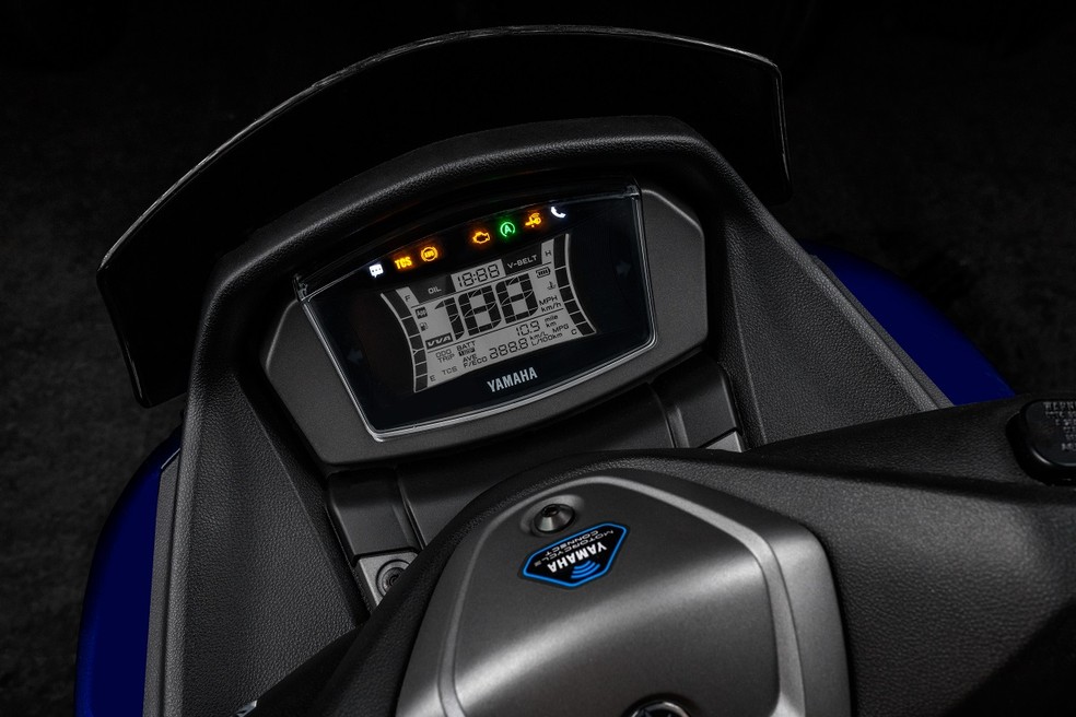 Painel da Yamaha NMax Connected 160 ABS 2023 — Foto: Divulgação