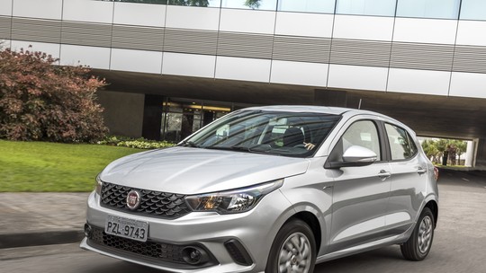 Fiat Argo chega à linha 2019 com menos itens de série; veja os preços