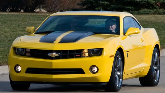 5 carros usados com estilo retrô para comprar em 2025