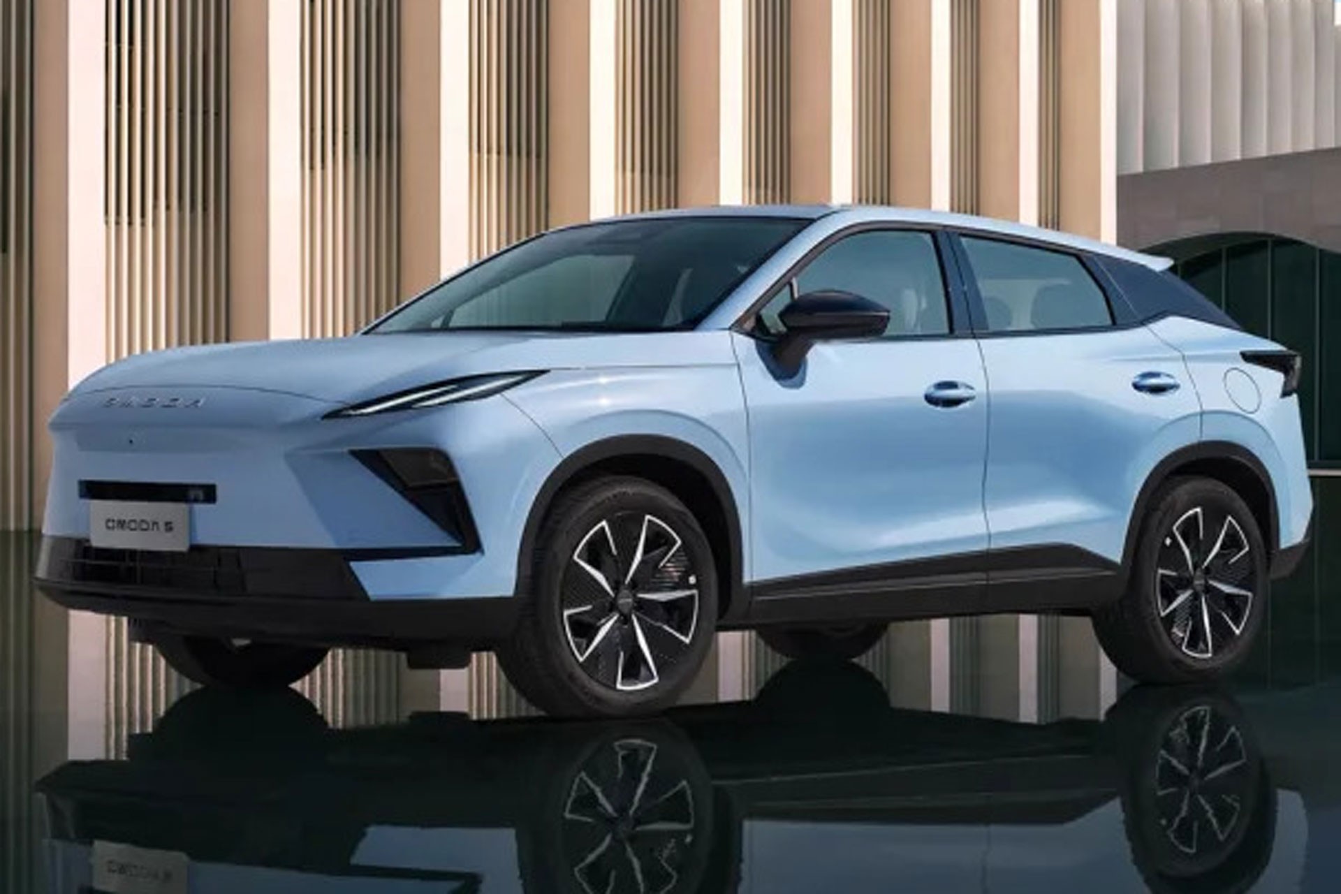 Novo Omoda E5 chega ao Brasil para disputar com Ora 05 e Yuan Pro