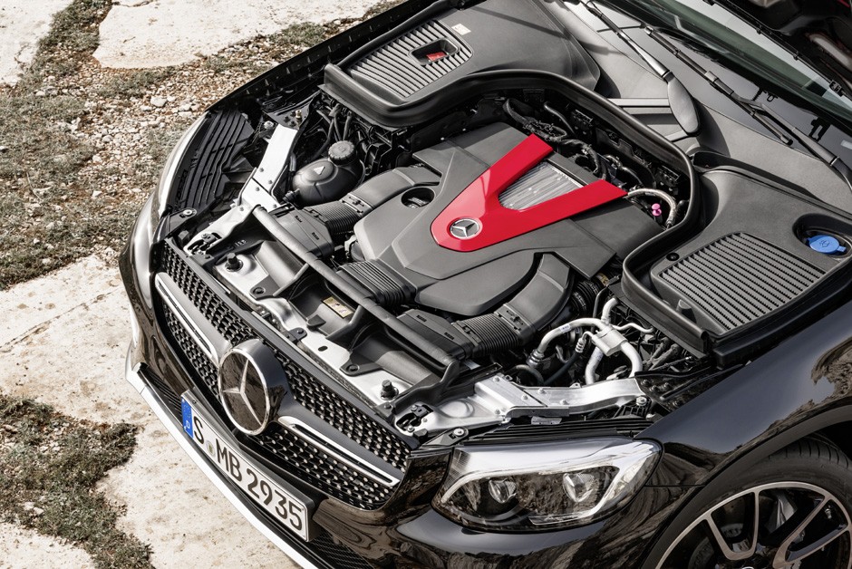 Motor 3.0 V6 biturbo do Mercedes-AMG GLC 43 4matic