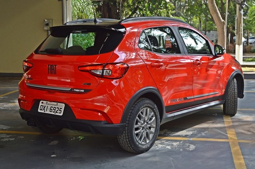 Os diferenciais estáticos são os mesmos da versão 1.3 (Foto: André Schaun/Auto News Brasil) — Foto: Auto Esporte