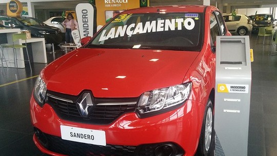 Nas lojas, novo Sandero só é encontrado a partir de R$ 30.500