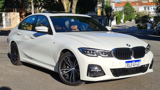 Teste: BMW Série 3 320i prova que versão de entrada não precisa ser pé de boi