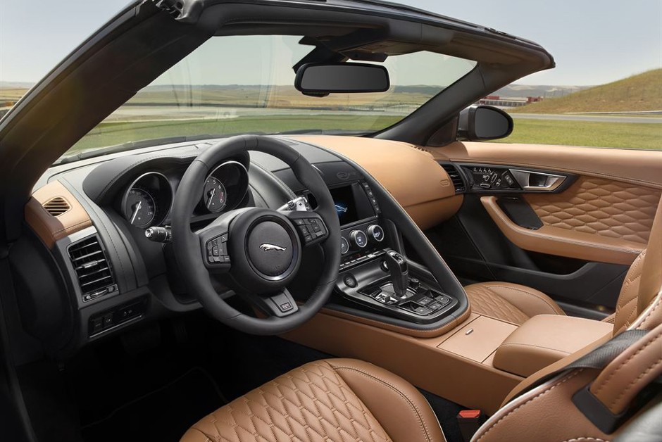 Jaguar F-Type SVR conversível
