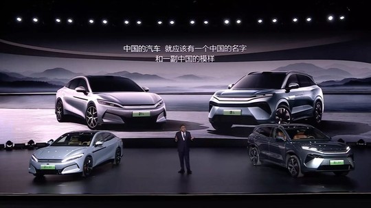 BYD e as barreiras para implantar supercarregador de carros elétricos