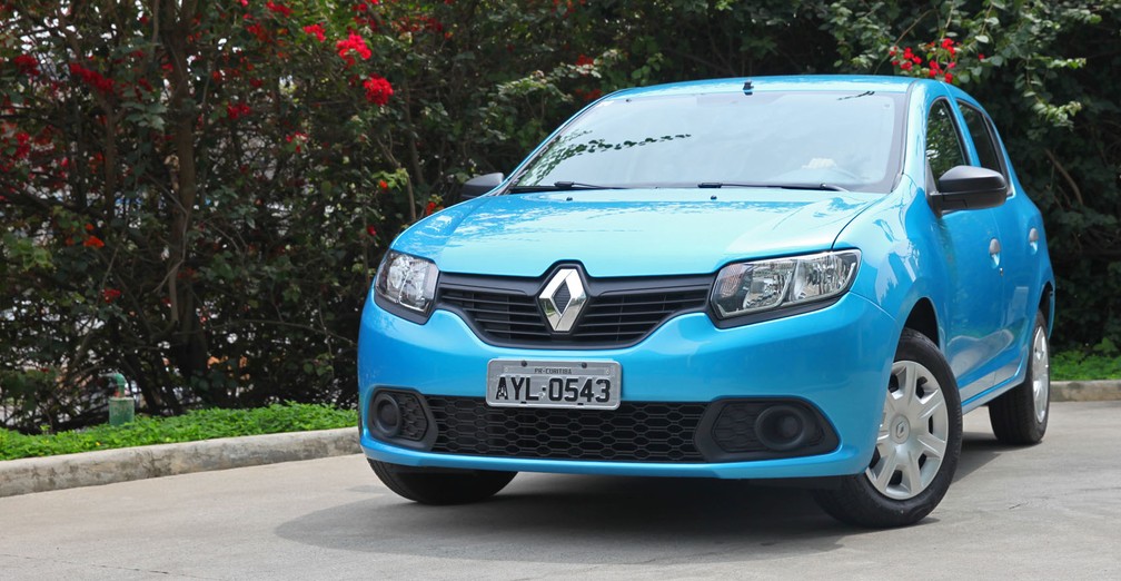 Renault Sandero é chamado para recall no Brasil — Foto: Peter Fussy/G1