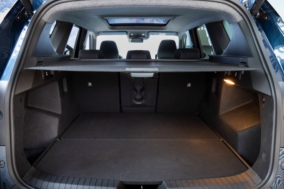 Dacia Bigster vem somente na versão de cinco lugares. Por enquanto — Foto: Divulgação