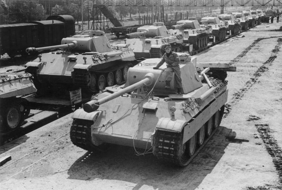 Tanque de guerra Panther foi um dos mais poderosos e eficientes utilizandos durante a 2ª Guerra Mundial — Foto: Reprodução/Arquivo Federal Alemão