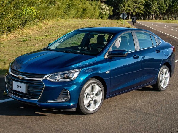Chevrolet Onix Plus Dianteira — Foto: Divulgação