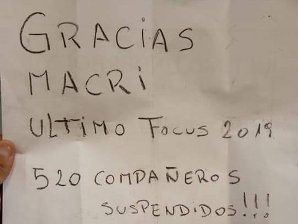 Carta dos funcionários protestando contra o governo e às demissões (Reprodução/Internet) — Foto: Auto Esporte