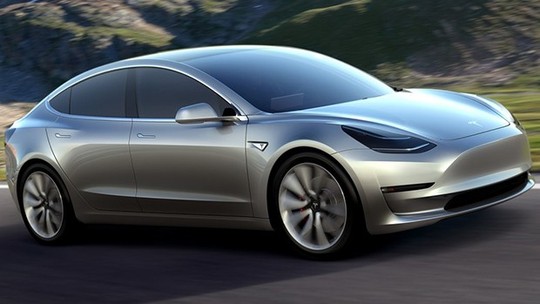 Fiat Chrysler compra créditos da Tesla para se livrar de multa ambiental