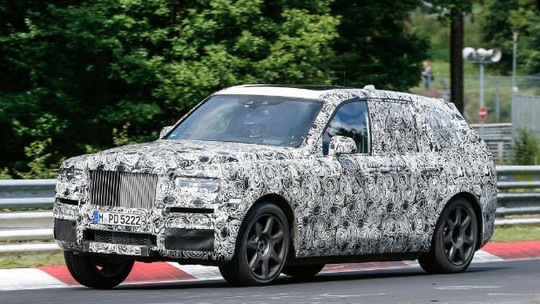 Rolls-Royce Cullinan, rival do Bentley Bentayga, já tem data de lançamento