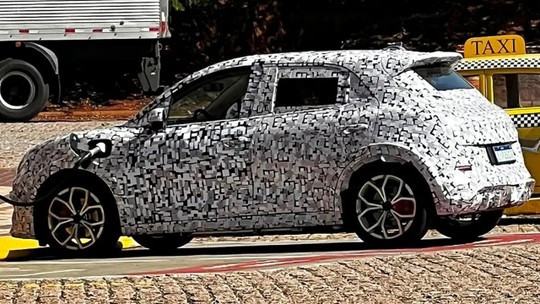 Carro elétrico retrô da GWM é flagrado em testes no Brasil e poderá ser vendido aqui