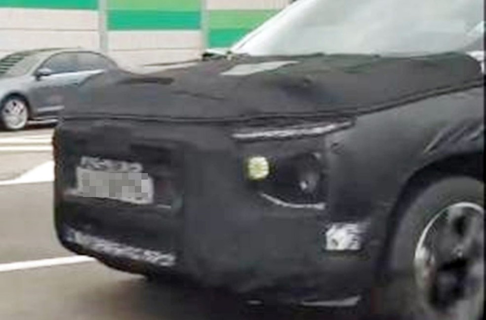 Nova Chevrolet Montana deve ter visual inspirado no SUV compacto Trailblazer — Foto: Reprodução/Auto Post Korea
