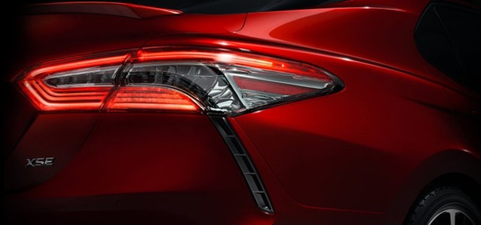 Novo Toyota Camry aparecerá no Salão de Detroit (Foto: Divulgação) — Foto: Auto Esporte