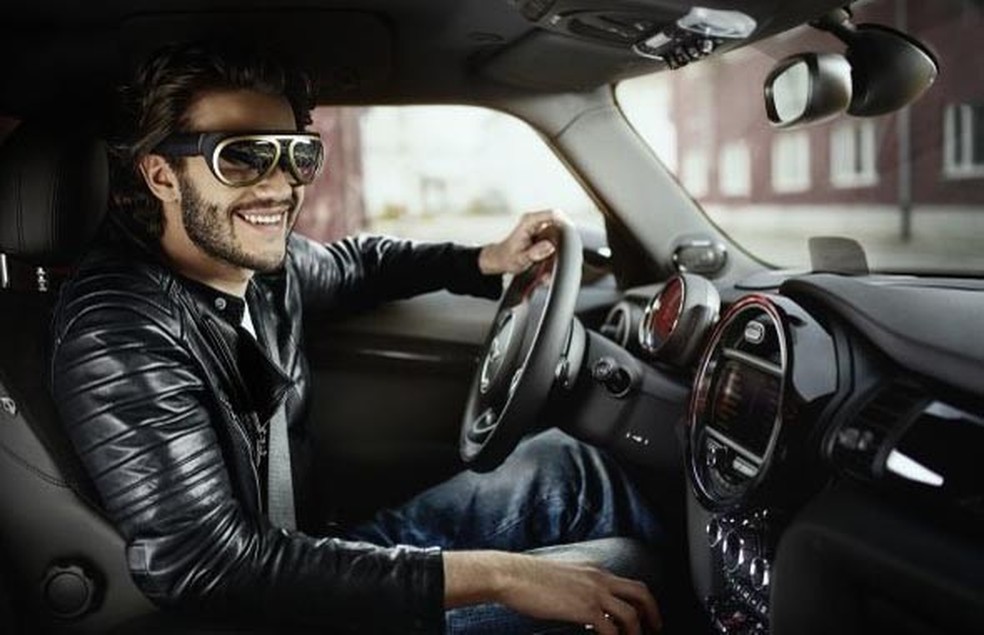 Mini Augmented Vision - Os óculos inteligentes da Mini (Foto: Divulgação) — Foto: Auto Esporte