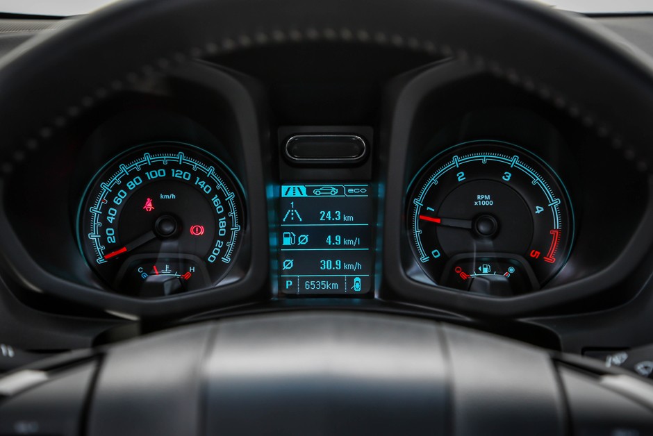 Quadro de instrumentos da Chevrolet S10 High Country