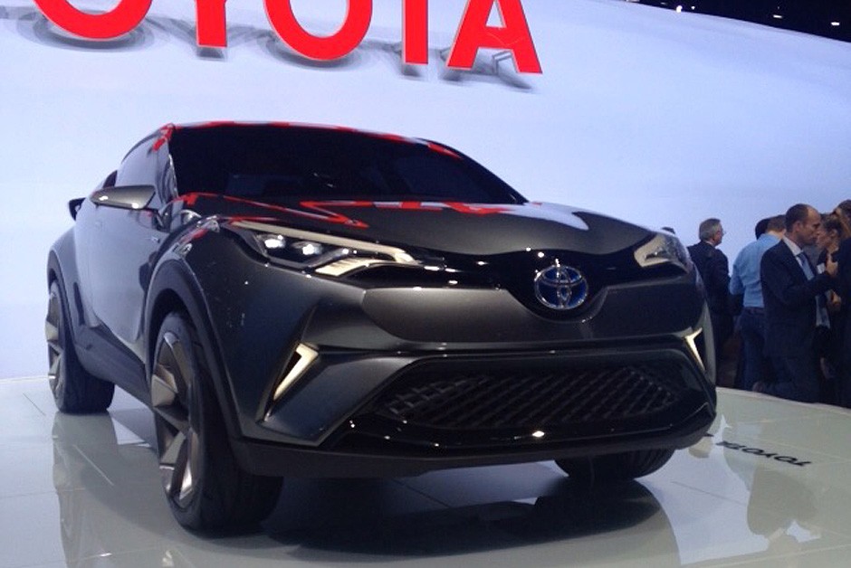 Toyota CH-R no Salão de Frankfurt 2015