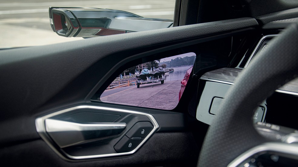 Audi SQ8 Sportback e-tron e Ventura Taiga Orca Performance  — Foto: André Schaun/Auto News Brasil