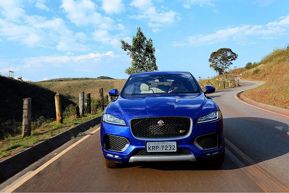 Jaguar F-Pace