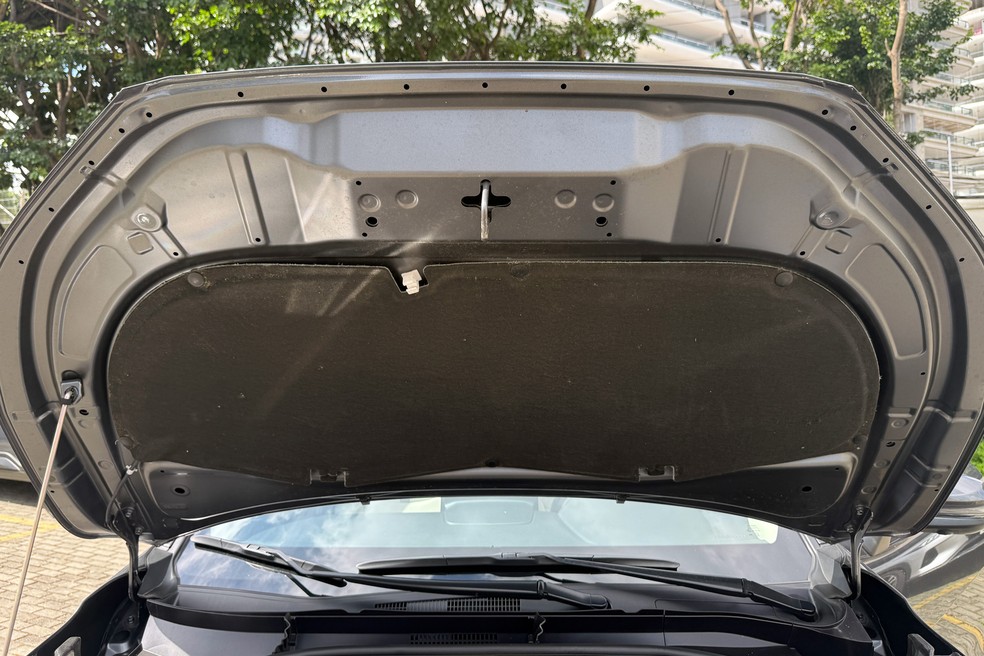Isolamento acústivo do Toyota Corolla Cross é digno de elogio — Foto: André Paixão/Auto News Brasil