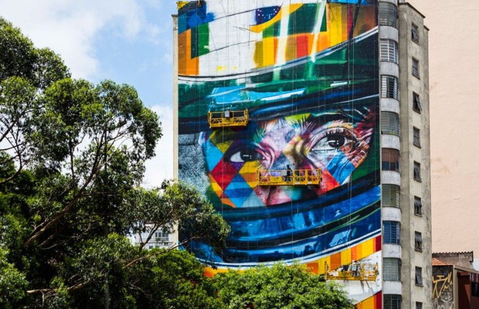 Painel do artista Eduardo Kobra em homenagem a Ayrton Senna (Foto: Divulgação) — Foto: Auto Esporte