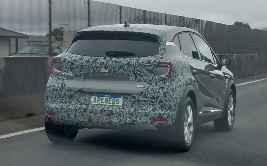 Flagra: Renault Captur híbrido