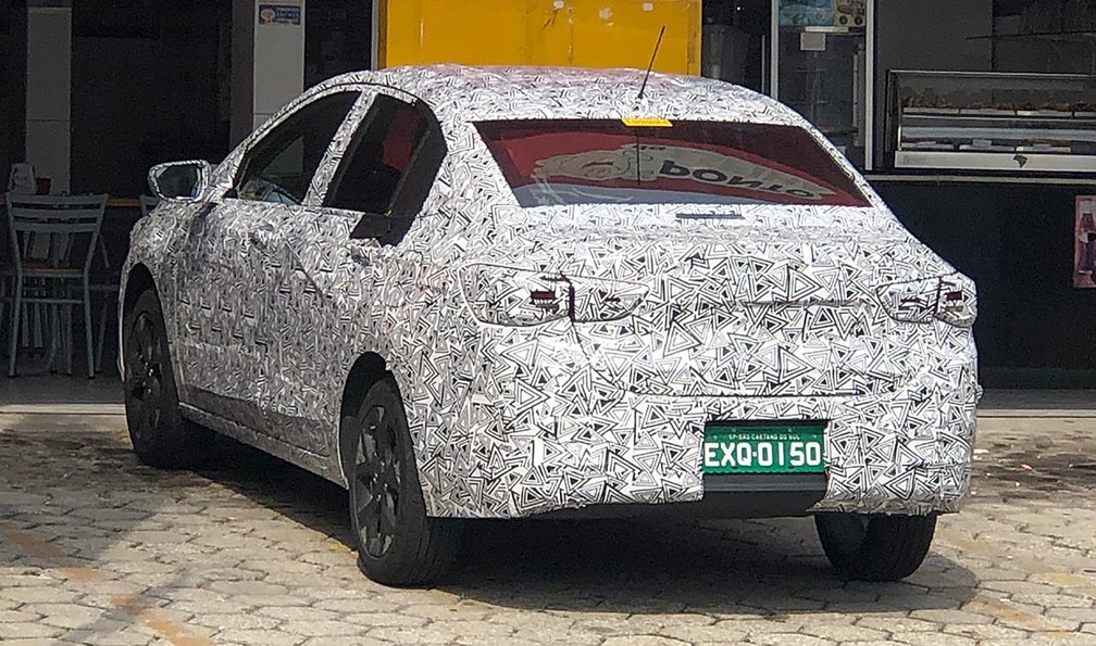 Chevrolet Prisma rodando em testes no interior de São Paulo — Foto: André Luis Rosa/G1
