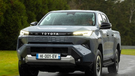 Toyota Hilux elétrica será produzida na Argentina junto com versão a diesel